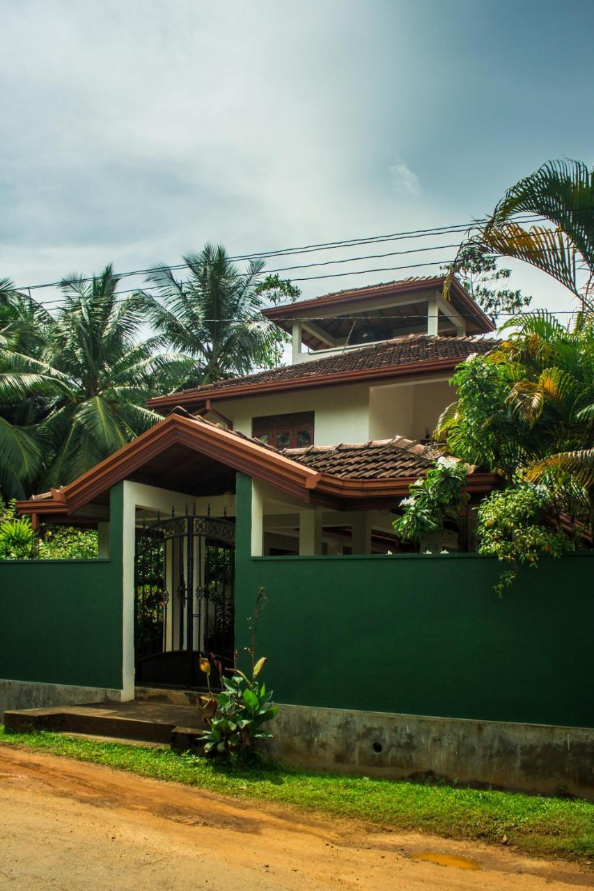 Sakura Villa Bentota Exterior photo